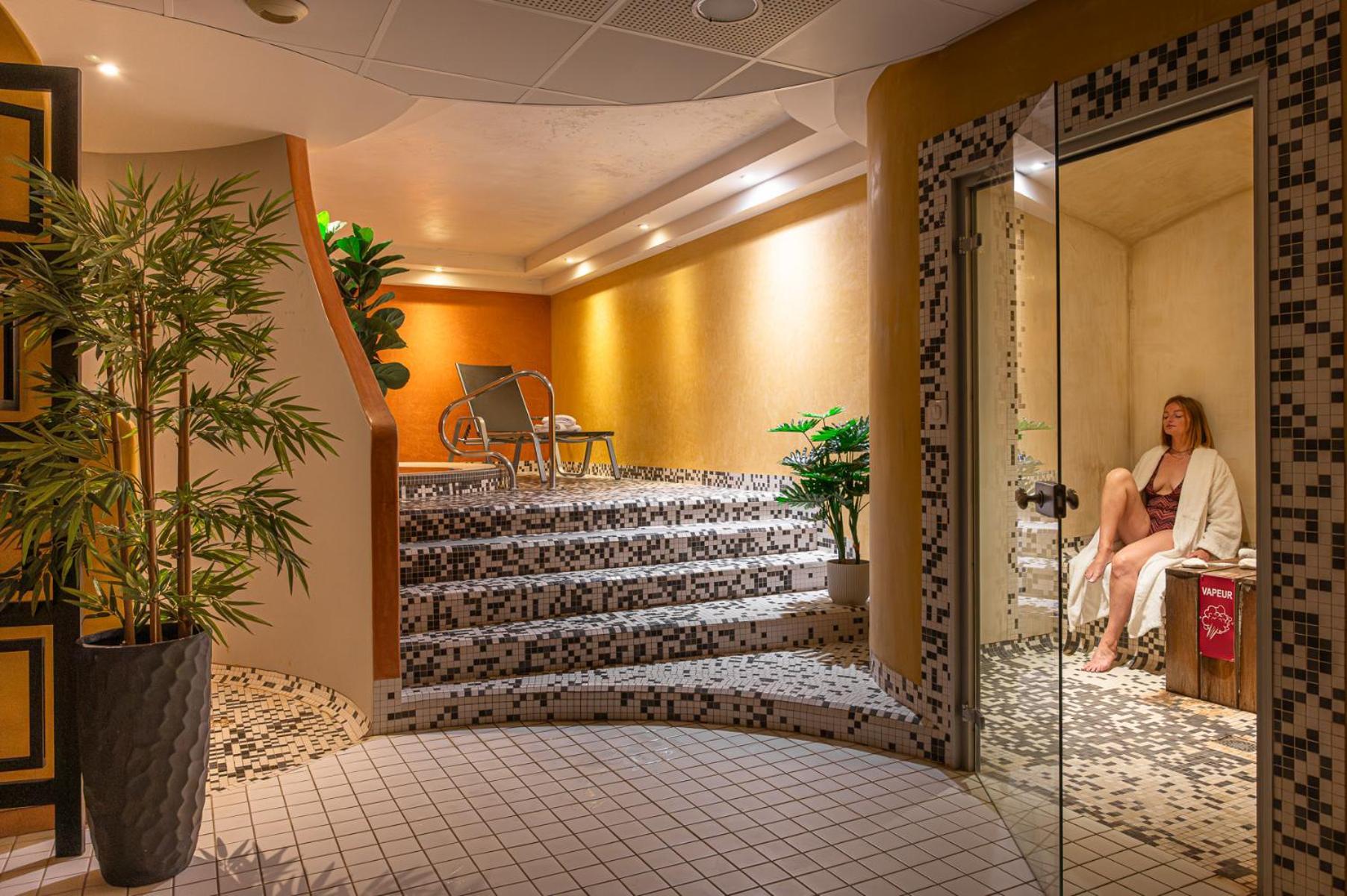 Le Mauritia Hotel Et Spa ปอร์นิก ภายนอก รูปภาพ